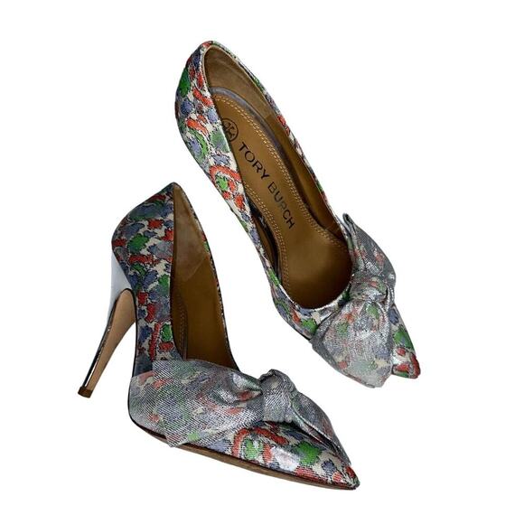 Tory Burch Bow Lurex Jacquard Brocade Pumps in Silver/Red/Green Size US 7M - Picture 8 of 8